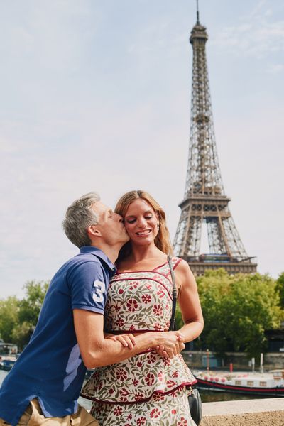 Eiffel Tower Photoshoot in Paris in Paris — photo by Romain B, Smiler