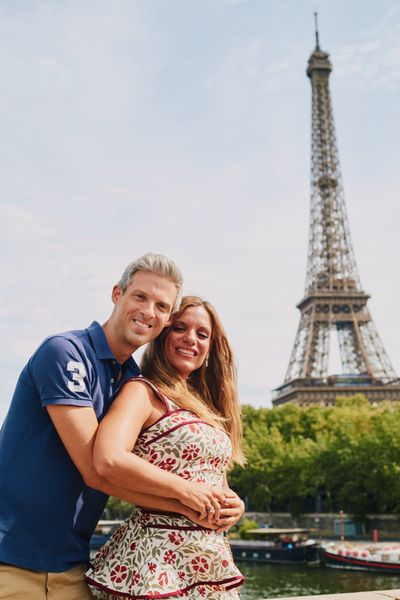 Eiffel Tower Photoshoot in Paris in Paris — photo by Romain B, Smiler
