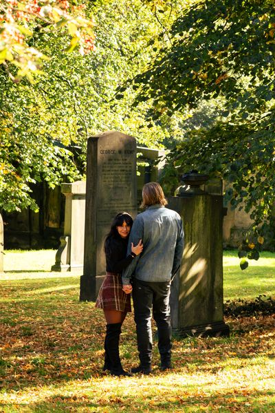 Romantic photoshoot for couples in Edinburgh — photo by Melissa Clark, Smiler