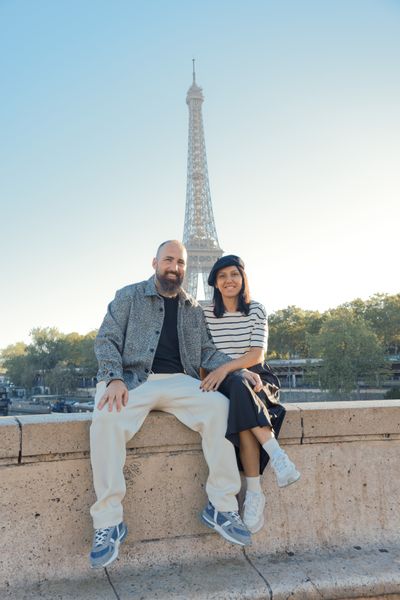 Eiffel Tower Photoshoot in Paris in Paris — photo by Quentin de LABEAUME, Smiler