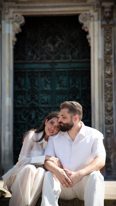 Professional photoshoot at Milan Duomo in Milan — photo by Nima Zare, Smiler