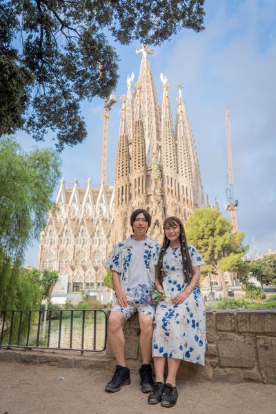 Photoshoot at Sagrada Familia, Barcelona in Barcelona — photo by Rodrigo Sylwan, Smiler