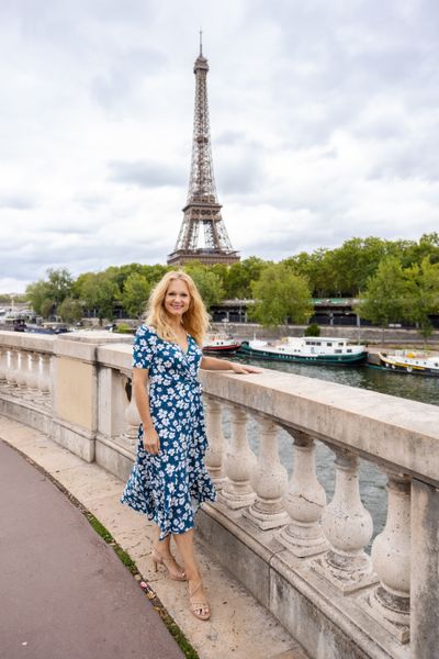 Eiffel Tower Photoshoot in Paris in Paris — photo by Bojan Stanković, Smiler