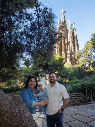 Photoshoot at Sagrada Familia, Barcelona in Barcelona — photo by María Cristina Roldán, Smiler