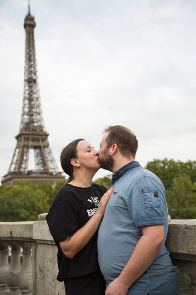 Eiffel Tower Photoshoot in Paris in Paris — photo by Vishwajeet Devrukhkar, Smiler