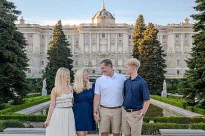Amy — Professional photoshoot at Palacio Real & Jardines de Sabatini · 6 days ago — photo by Eugenia VLG, Smiler