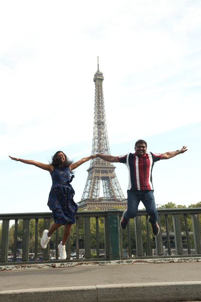 Eiffel Tower Photoshoot in Paris in Paris — photo by Sami Photography, Smiler