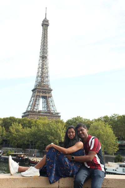 Eiffel Tower Photoshoot in Paris in Paris — photo by Sami Photography, Smiler