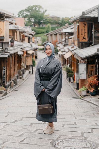Photoshoot — photo by Muhammad Amin Shodiq, Smiler