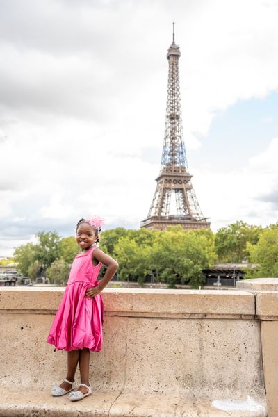 Eiffel Tower Photoshoot in Paris in Paris — photo by Kouss AMOURA, Smiler