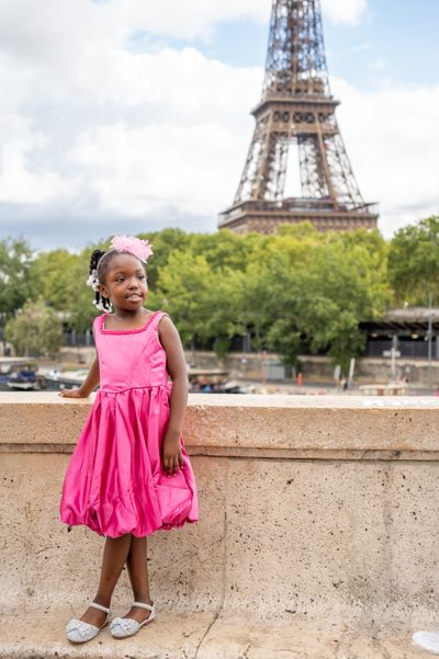 Eiffel Tower Photoshoot in Paris in Paris — photo by Kouss AMOURA, Smiler
