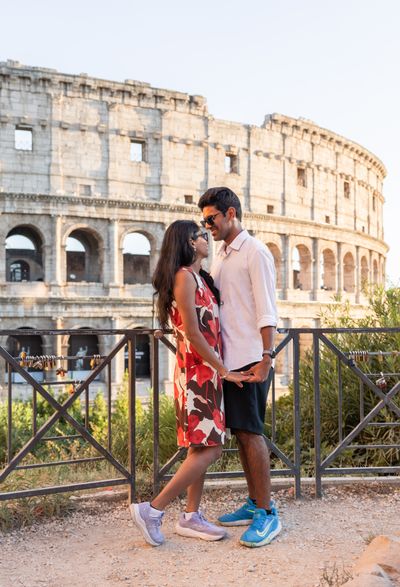 Professional photoshoot at the Colosseum in Rome — photo by Francesco Macioni, Smiler