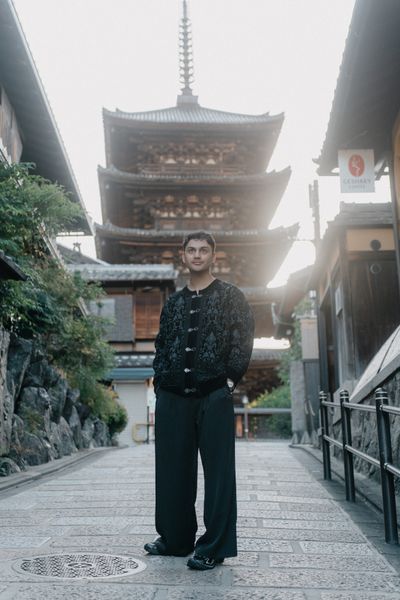 Photoshoot in Kyoto in Kyoto — photo by Muhammad Amin Shodiq, Smiler