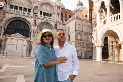Professional photoshoot at the Piazza San Marco in Venice in Venice — photo by K Yellow, Smiler