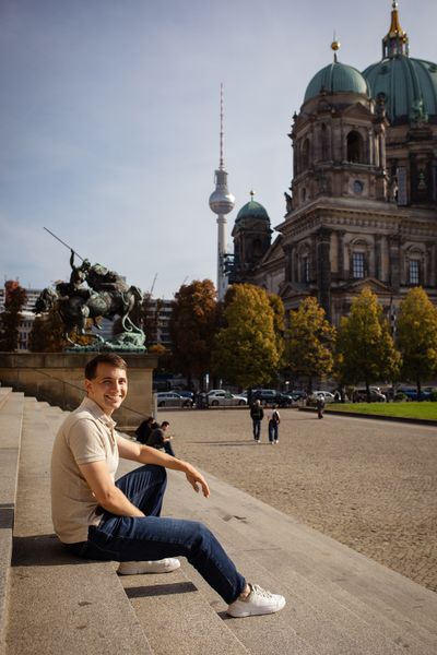 Photoshoot at the Berlin Cathedral, Berlin in Berlin — photo by Ekaterina Koroleva, Smiler