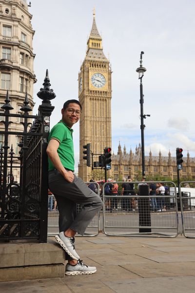 Photoshoot at Westminster and Big Ben, London in London — photo by S REDDY, Smiler