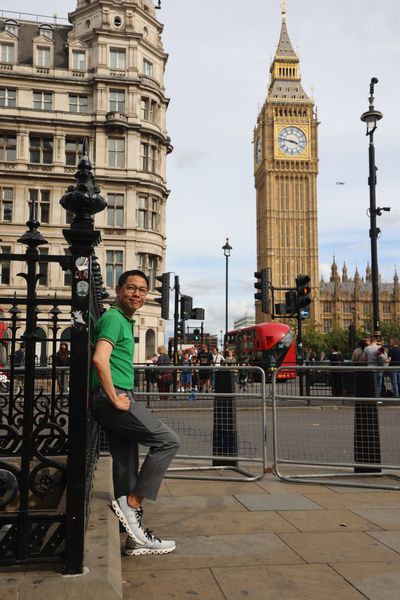 Photoshoot at Westminster and Big Ben, London in London — photo by S REDDY, Smiler