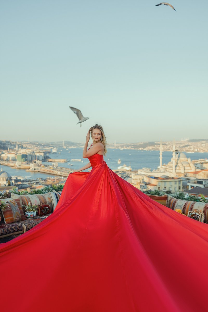 Istanbul Flying Dress Photoshoot